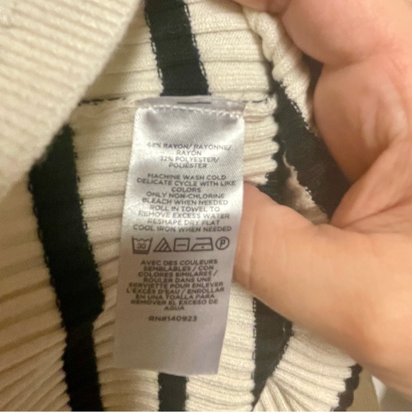 Loft Striped Ribbed Turtleneck Top Cream Slim fit Stretchy NEW Large Women’s - Picture 7 of 10